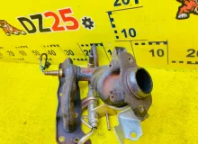 Катализатор TOYOTA SIENTA 2016/Цвет 070 2505121091 NCP175 1NZFE, передний