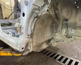 Лонжерон TOYOTA