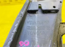 Накладка на крыло TOYOTA SIENTA 2016/Цвет 070 7560552030 NCP175 1NZFE, задняя правая