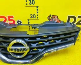 Решетка радиатора NISSAN