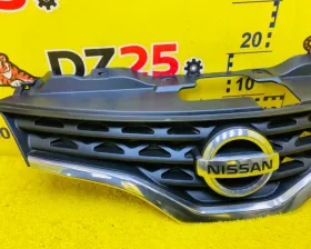 Решетка радиатора NISSAN