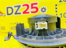 Мотор печки NISSAN NV200 2011/Цвет QX1 27226EE91C M20 HR16DE, передний