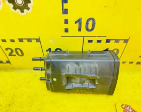 Фильтр паров топлива Nissan