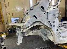 Лонжерон NISSAN NV200 2011/Цвет QX1 64181JX00A M20 HR16DE, передний левый