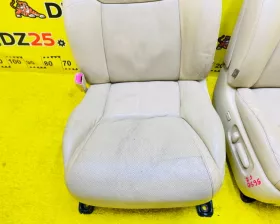 СИДЕНИЕ ПАРА Toyota