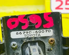Камера переднего вида TOYOTA