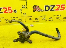 Бачок гидроусилителя LEXUS LX570 2008/Цвет 202 4436060290 URJ201L 3URFE, передний