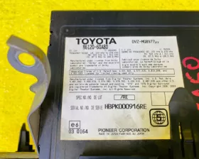 Магнитофон Toyota