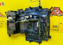 Консоль автомата LEXUS LX570 2008/Цвет 202 5880460420A0 URJ201L 3URFE, передний