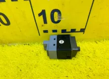 Кнопка включения подогрева сидений LEXUS LX570 2008/Цвет 202 8475160220 URJ201L 3URFE, передняя левая