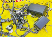Коса под капот LEXUS LX570 2008/Цвет 202 8211160D00 URJ201L 3URFE, передняя