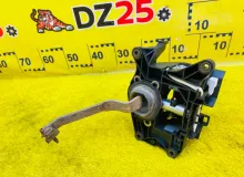 Селектор акпп LEXUS LX570 2008/Цвет 202 3355060830 URJ201L 3URFE, передний