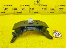 Подушка коробки передач LEXUS LX570 2008/Цвет 202 1237138060 URJ201L 3URFE, передняя
