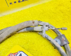 Тросик ручника Toyota