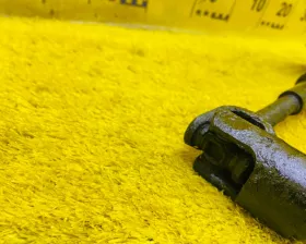 Рулевой карданчик Toyota