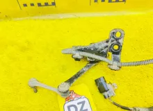 Датчик корректора фар LEXUS LX570 2008/Цвет 202 8940860020 URJ201L 3URFE, задний правый