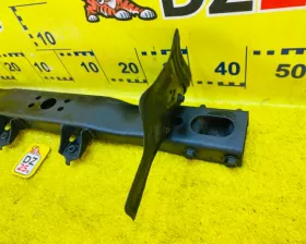 Балка под акпп Toyota
