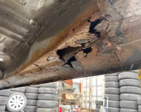 Порог кузова Toyota