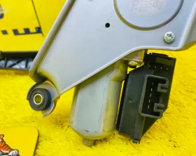 Моторчик заднего дворника TOYOTA