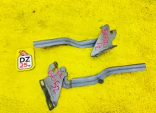 Петля капота NISSAN NV200 2009/Цвет K23 65400JX00A M20 HR16DE, передняя