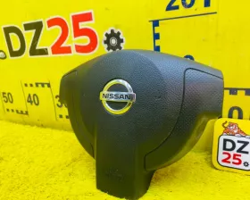 Подушка безопасности водителя Nissan