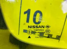 Стекло форточка NISSAN NV200 2009/Цвет K23 76820JX30A M20 HR16DE, переднее правое