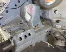 Лонжерон NISSAN