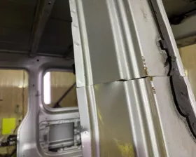 Крыло заднее Nissan