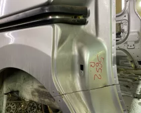 Крыло заднее Nissan