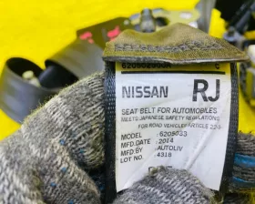 Ремень безопасности ПАРА ПЕРЕД NISSAN