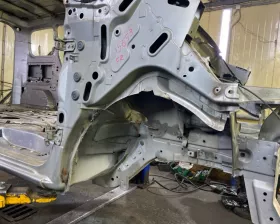 Лонжерон NISSAN