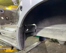 Крыло заднее NISSAN