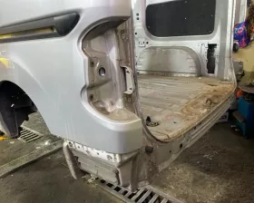 Крыло заднее NISSAN