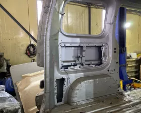 Крыло заднее NISSAN