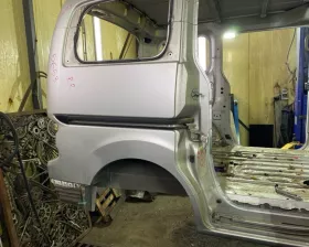 Крыло заднее NISSAN