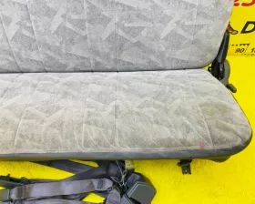 Сидение NISSAN