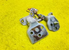 Петля дверная NISSAN VANETTE GAS18|2003 80401HA001 SK82MN F8, передняя левая