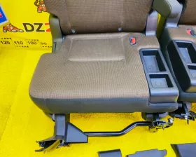 Сидение TOYOTA