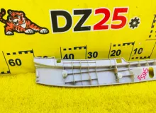 Пластик замка багажника TOYOTA SIENTA 2015/1F7 6471652180A0 NCP175 1NZFE, задний