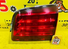 Стоп-вставка LEXUS LX570 8158060230 URJ201, задняя правая