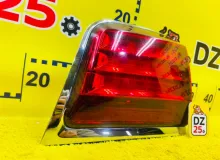 Стоп-вставка LEXUS LX570 8158060230 URJ201, задняя правая