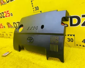 Пластиковая крышка на двс TOYOTA