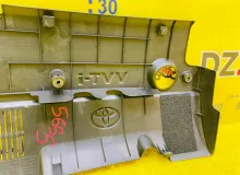 Пластиковая крышка на двс TOYOTA SIENTA 2015/1F7 1121221040 NCP175 1NZFE, передняя