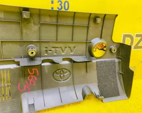 Пластиковая крышка на двс TOYOTA