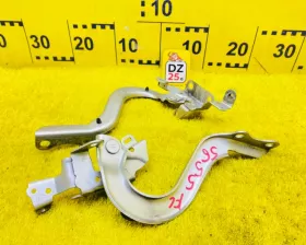Петля капота TOYOTA