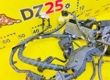 Коса под капот TOYOTA SIENTA 2015/1F7 821115DA10 NCP175 1NZFE, передняя
