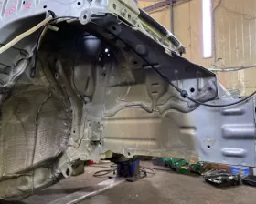 Лонжерон TOYOTA