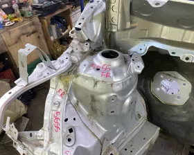 Лонжерон TOYOTA