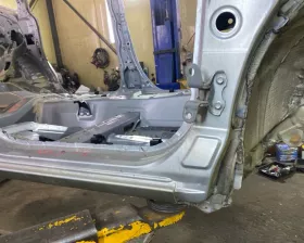 Порог кузова TOYOTA