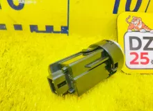 Кнопка старта TOYOTA SIENTA 2015/1F7 8961152033 NCP175 1NZFE, передняя